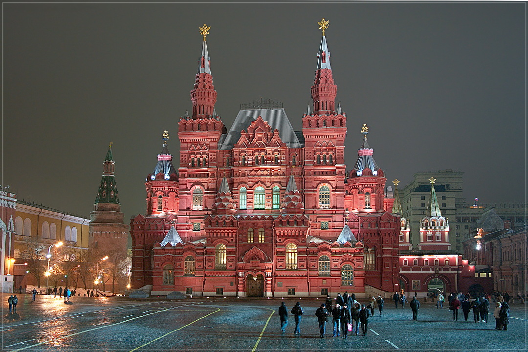 Знаменитое здание в россии на английском